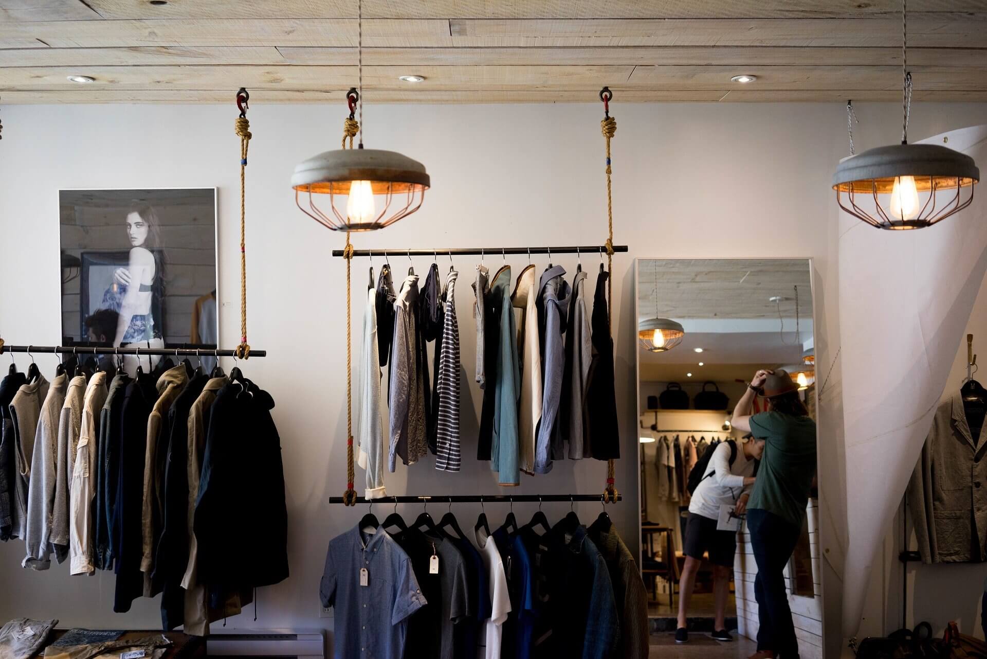 Dropship and Sell Apparel Online 2 NicheDropshipping_clothing