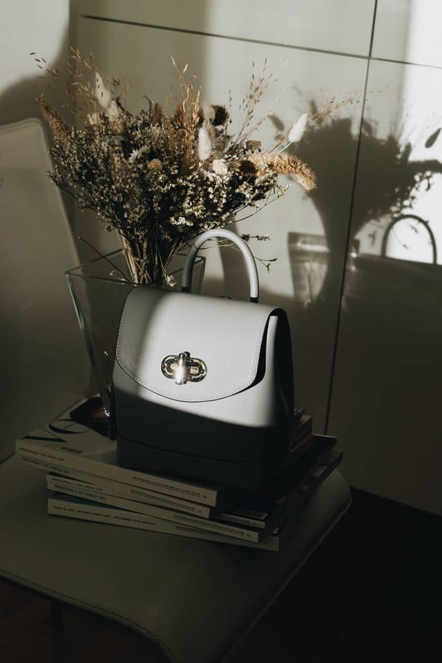 Wholesale and Dropship Handbags 3 3-Why Dropshipping Business Model Is a Better Option for Your Online Handbag Business