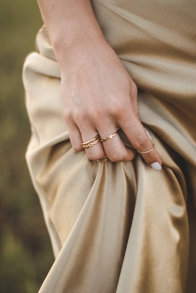 Dropship and Sell Jewelry Online 3 3 Why Dropshipping Business Model Is a Better Option