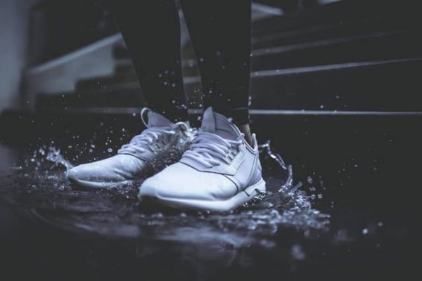 dropship sneakers